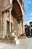 Duomo di Verona - Protiro. 